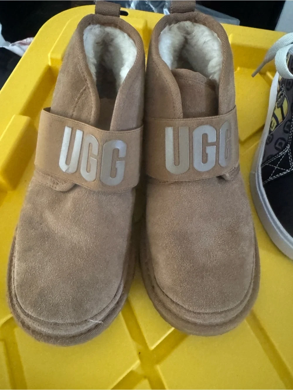 UGG Kids Chestnut Brown Shearling Slide